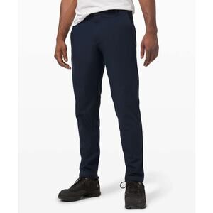 Lululemon Commission Pant Classic Fit Warpstreme In True Navy Size 36